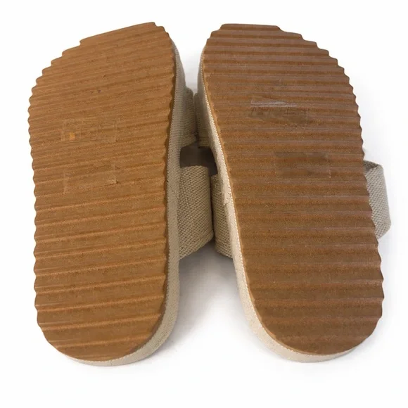 BAMBOO Beige Double Strap Slides NWT - Picture 3 of 3